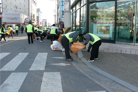 주변 지역 환경 정화 활동